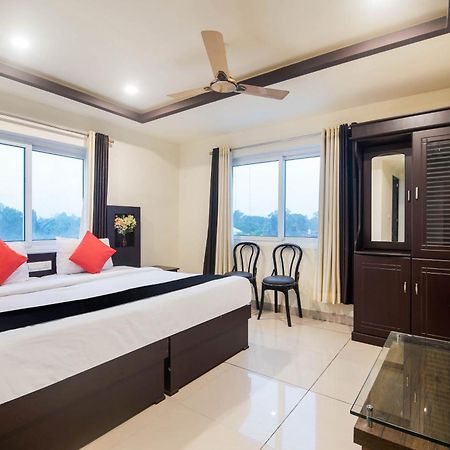 Capital O Alfa Hotel Vijayawada Luaran gambar